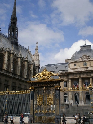 Palais de Justice dans le 4eme arrondissement de Paris Palais de Justice de Paris