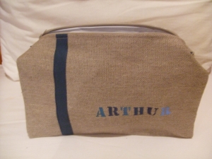 Lin et compagnie Trousse garçon Arthur