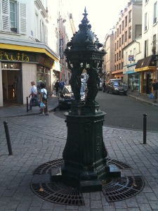 Fontaine Wallace rue de meaux